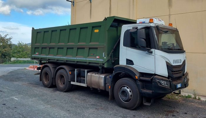 camion-della-spazzatura-con-installato-sistema-di-pressurizzazione-BMair